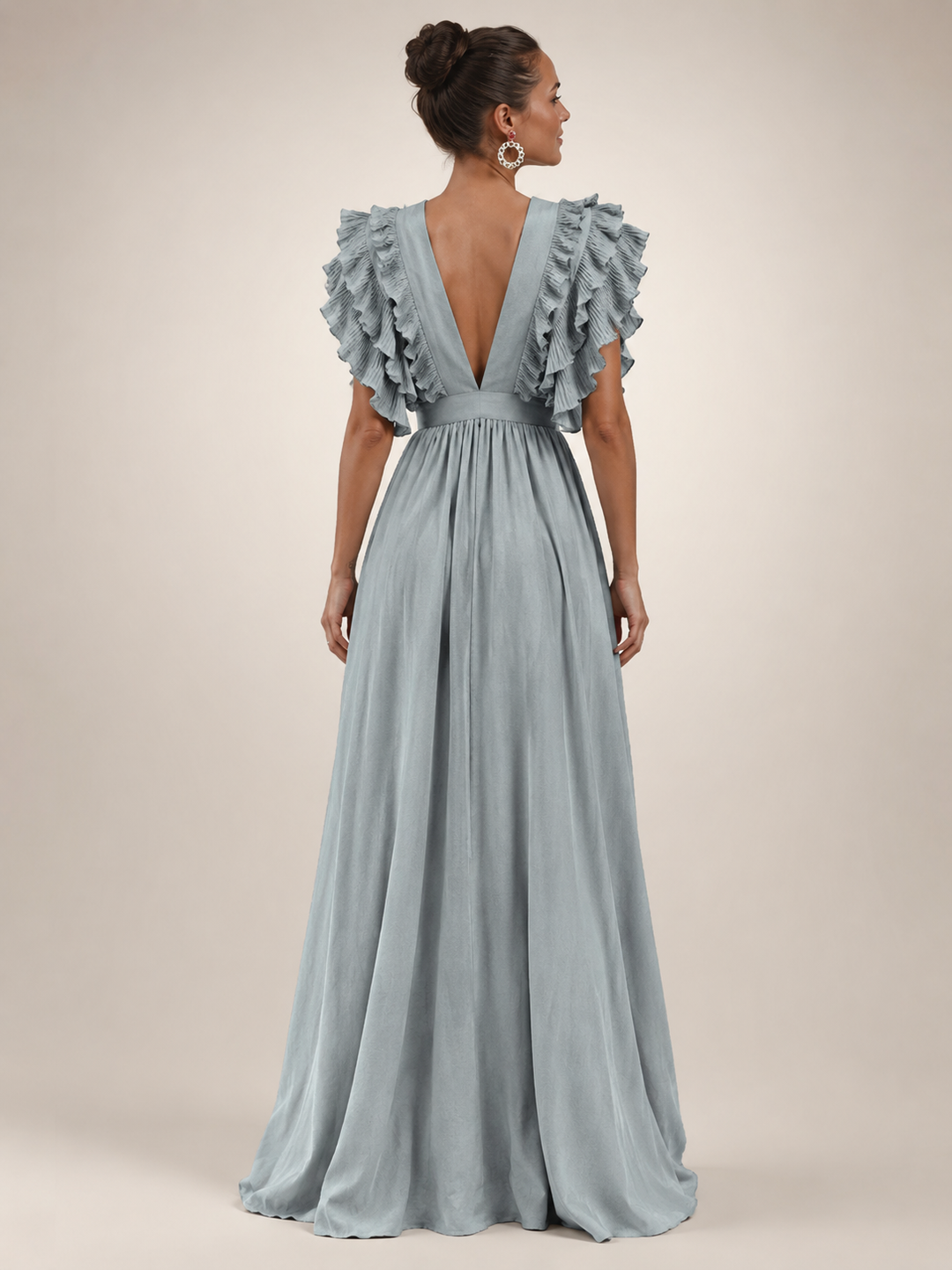 Gerlinde | Rückenfreies Maxikleid mit Volantärmeln