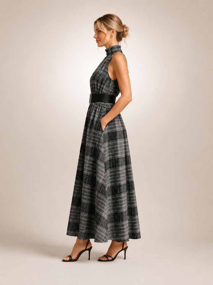 Hedwig | Karo-Maxikleid mit Stehkragen und Gürtel