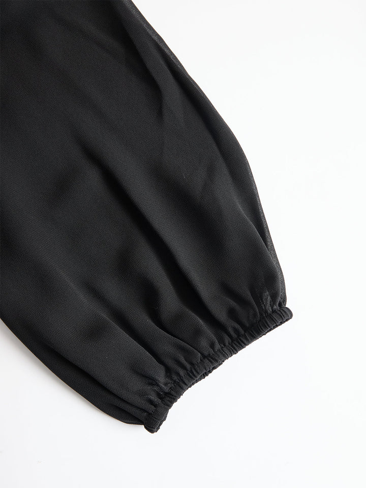 Schwarzes Chiffon-Set Gesamtansicht