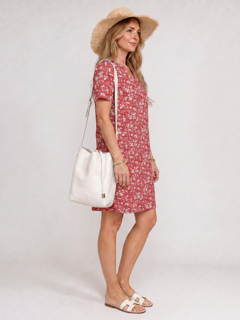 Friederike-Kleid-mit-V-Ausschnitt-und-Print-03