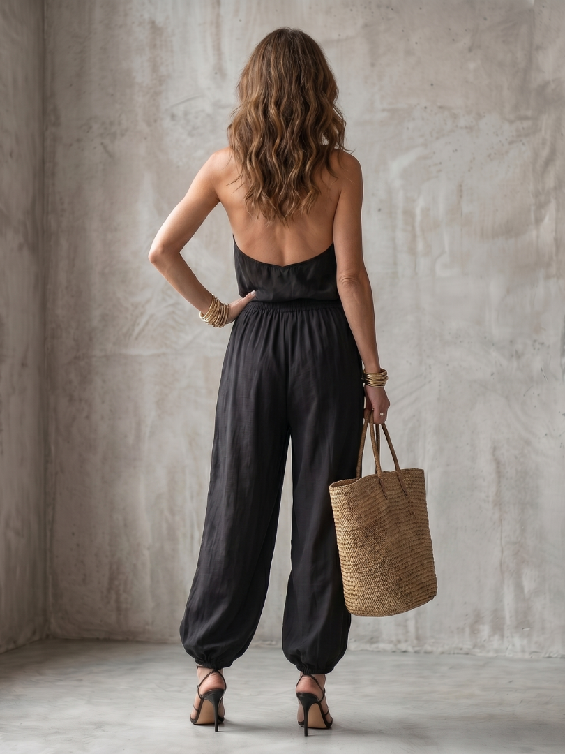 Astrid | Neckholder-Set mit Drapee-Top und weiter Hose – Ansicht 05