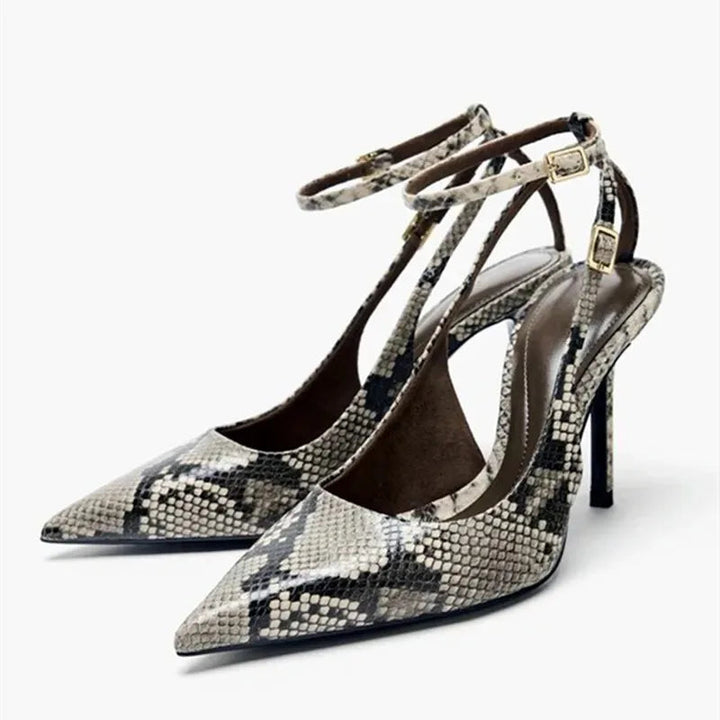 Ernestine | Spitze Stiletto-Pumps mit Knöchelriemen – Ansicht 11