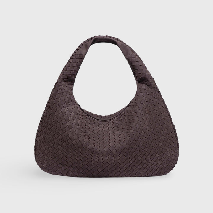 Frieda | Geflochtene Oversized-Schultertasche in Wildleder-Optik – Ansicht 01