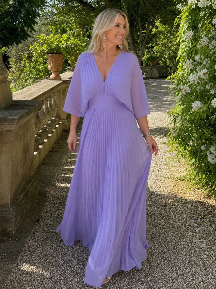 Ingrid | Plissee-Abendkleid mit V-Ausschnitt und langen Ärmeln – Ansicht 06