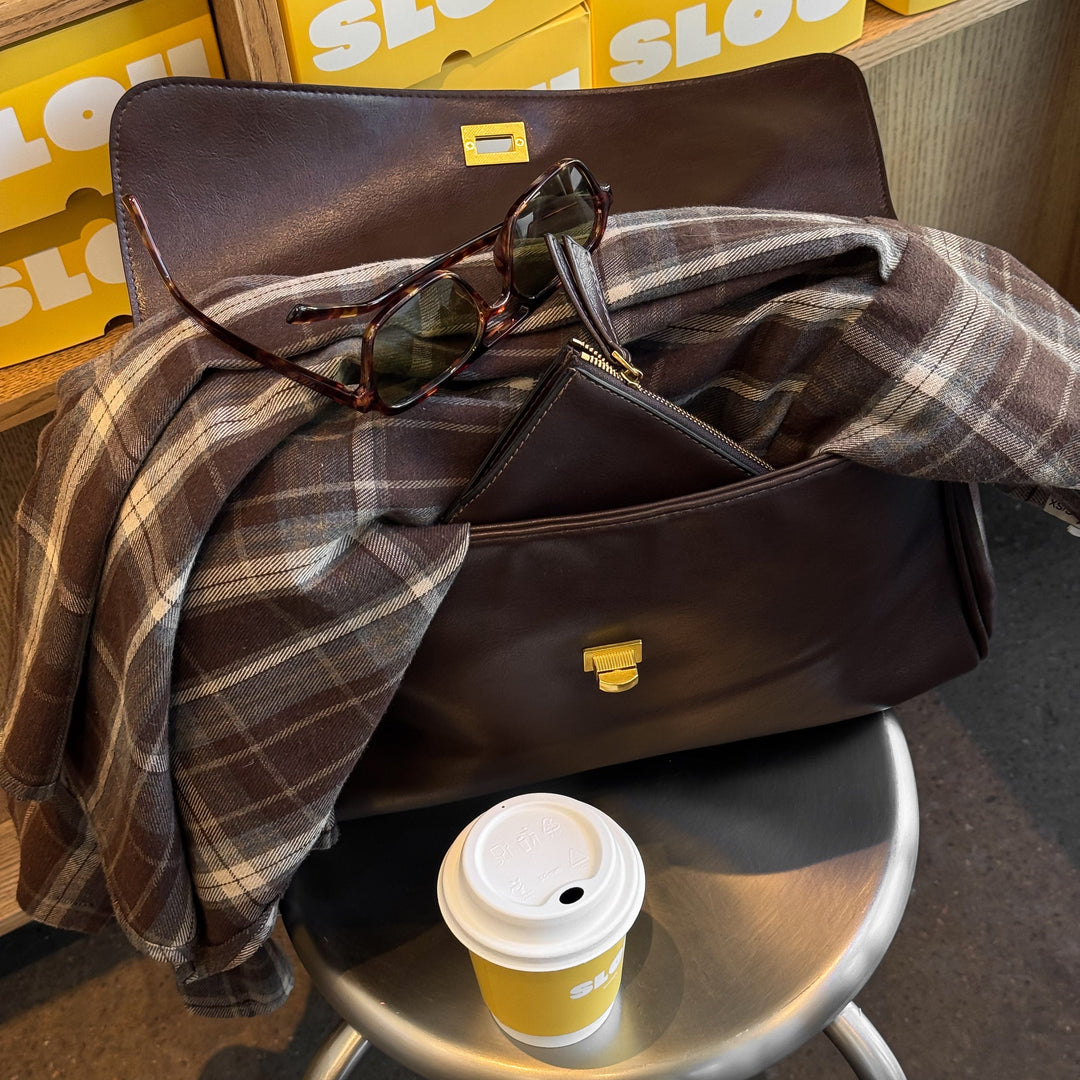 Pauline | Strukturierte Henkeltasche mit Laptopfach – Ansicht 04