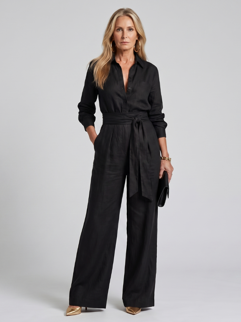 Ulrike | Langärmliger Jumpsuit mit Knopfleiste und Bindegürtel – Schwarz – Ansicht 05